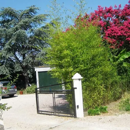 Holiday home L'oustalet Classe 2 Etoiles *